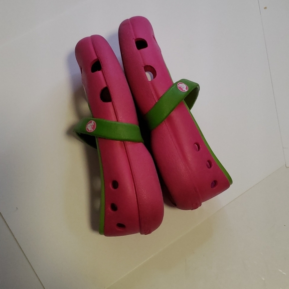 CROCS™️ Watermelon Colors Size 7 Child - Picture 4 of 8